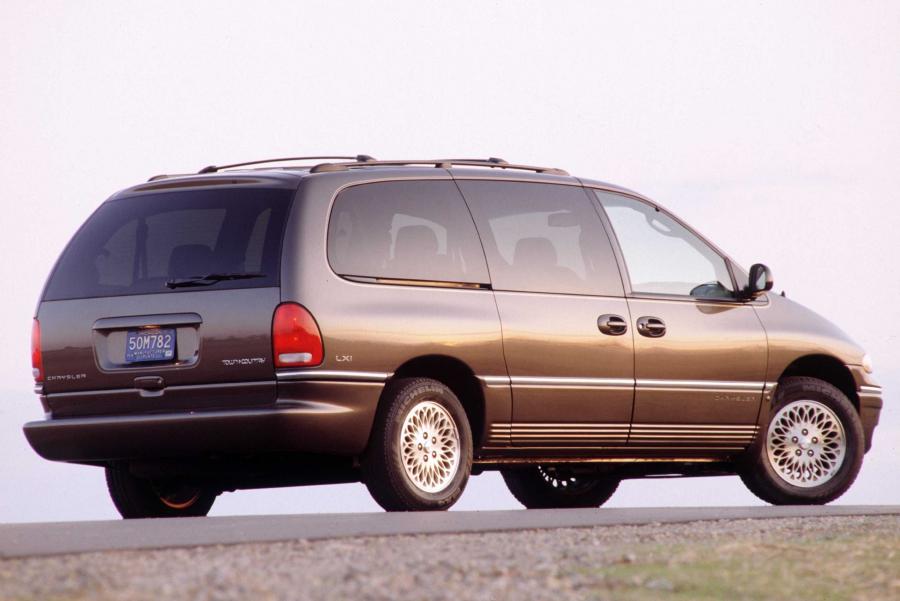  Chrysler Town & Country 1995 года  (фото 5 из 20)